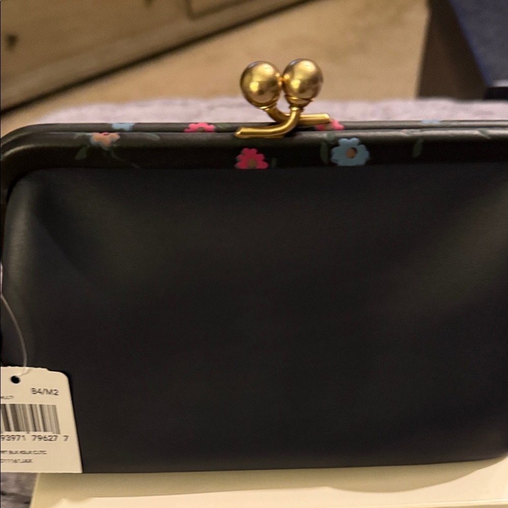 Coach Navy Leather Kisslock Bag - Picture 3 of 5